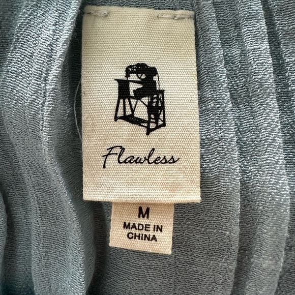 FLAWLESS MAXI DRESS. Tie straps w/off shoulder ruffle. Pale Blue. Size M. - Picture 6 of 7